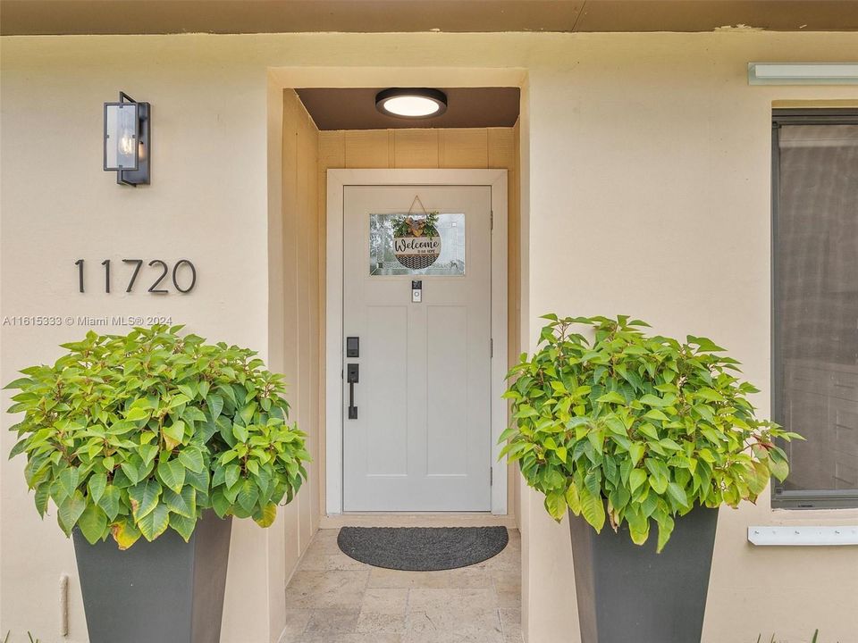 For Sale: $494,990 (3 beds, 2 baths, 1104 Square Feet)