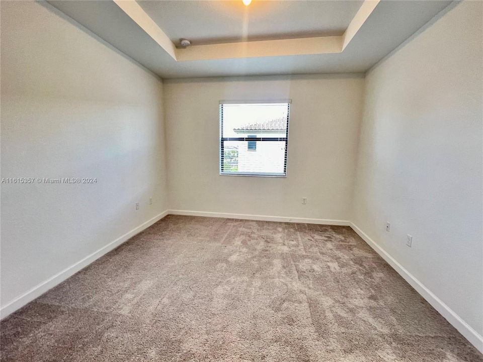 For Rent: $2,900 (3 beds, 2 baths, 1695 Square Feet)