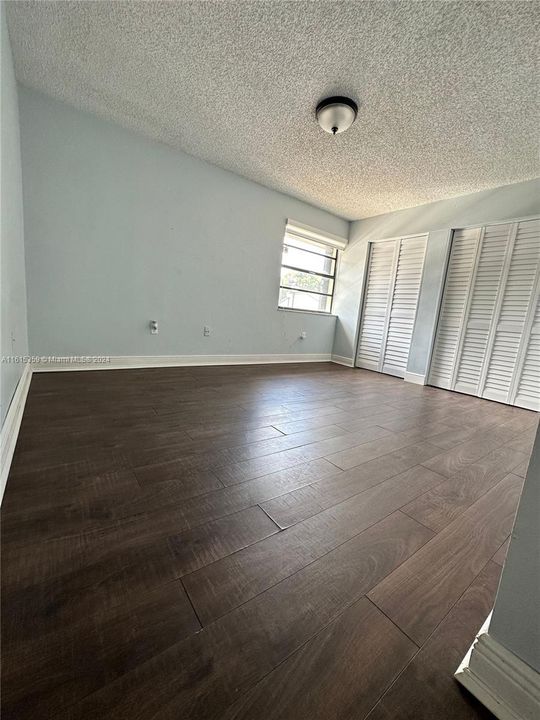 For Rent: $3,150 (3 beds, 2 baths, 1340 Square Feet)