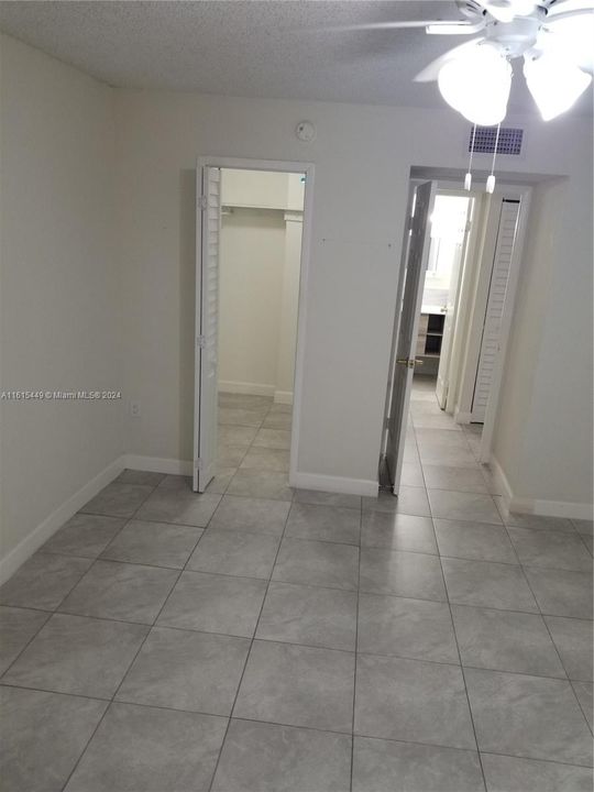 For Rent: $2,100 (1 beds, 1 baths, 756 Square Feet)