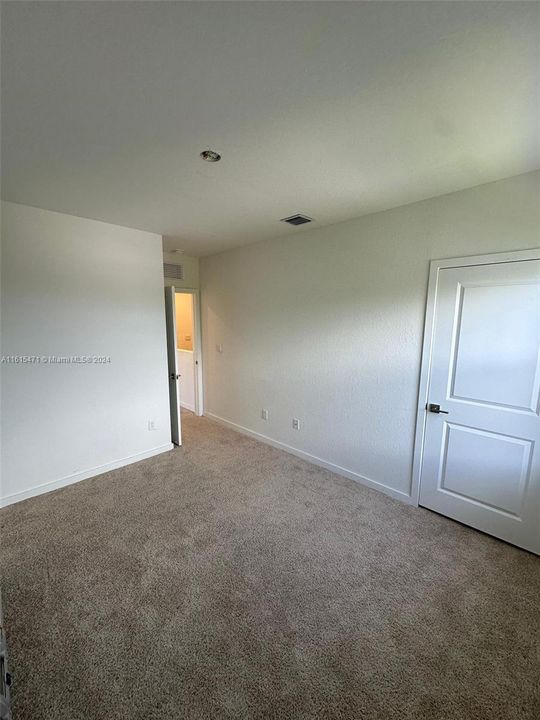 For Rent: $3,500 (4 beds, 3 baths, 1757 Square Feet)