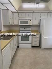 For Rent: $1,650 (1 beds, 1 baths, 940 Square Feet)