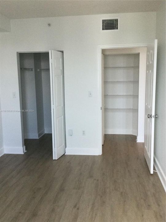 For Rent: $2,350 (1 beds, 1 baths, 762 Square Feet)