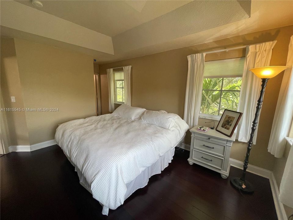 For Rent: $3,000 (3 beds, 2 baths, 1445 Square Feet)