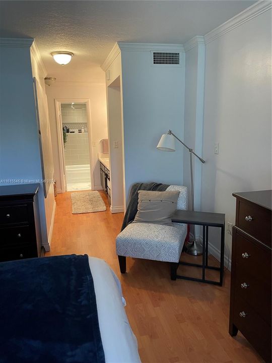 For Rent: $2,550 (2 beds, 2 baths, 1660 Square Feet)