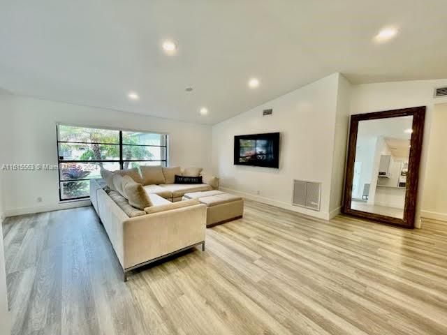 For Sale: $725,000 (4 beds, 2 baths, 1775 Square Feet)