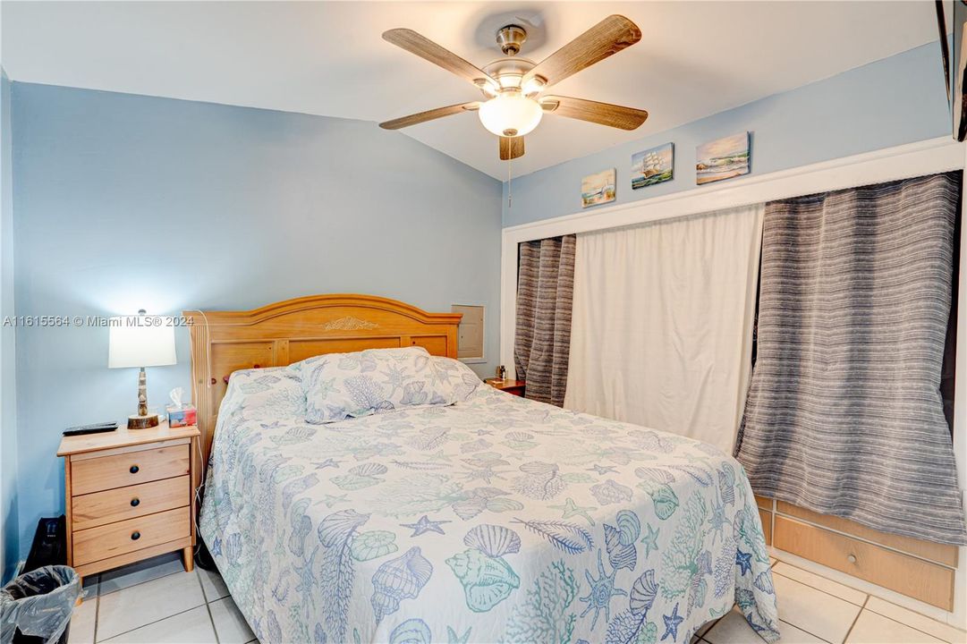 For Sale: $469,000 (2 beds, 1 baths, 0 Square Feet)