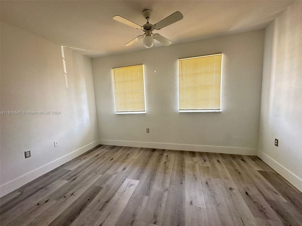 For Rent: $2,800 (3 beds, 2 baths, 1182 Square Feet)