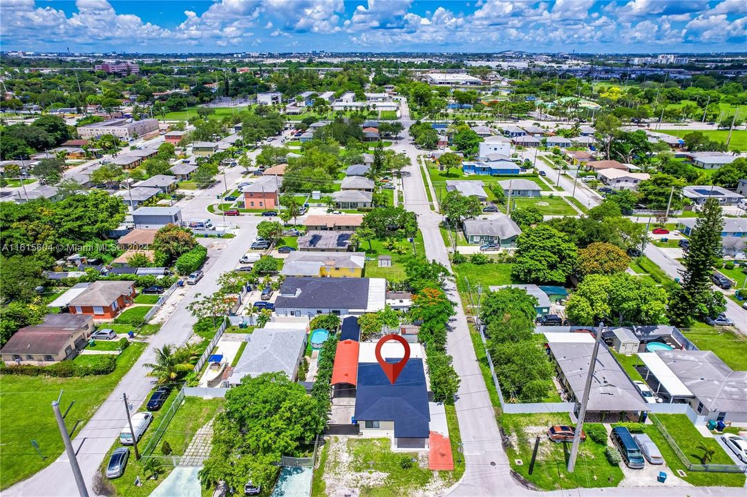 For Sale: $585,000 (3 beds, 2 baths, 1234 Square Feet)