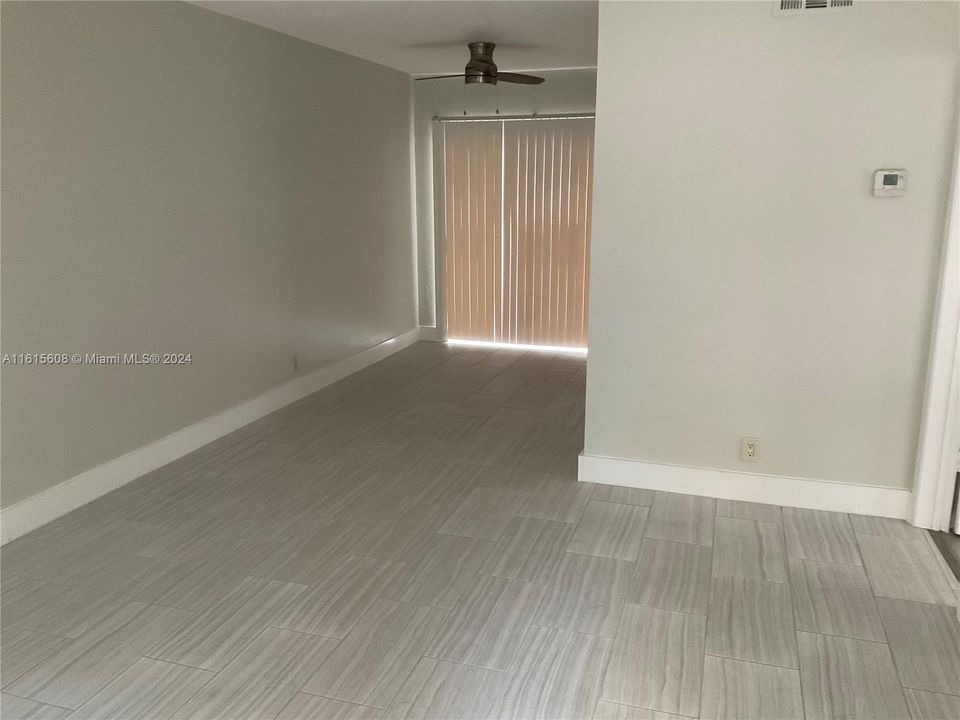 For Rent: $1,675 (1 beds, 1 baths, 790 Square Feet)