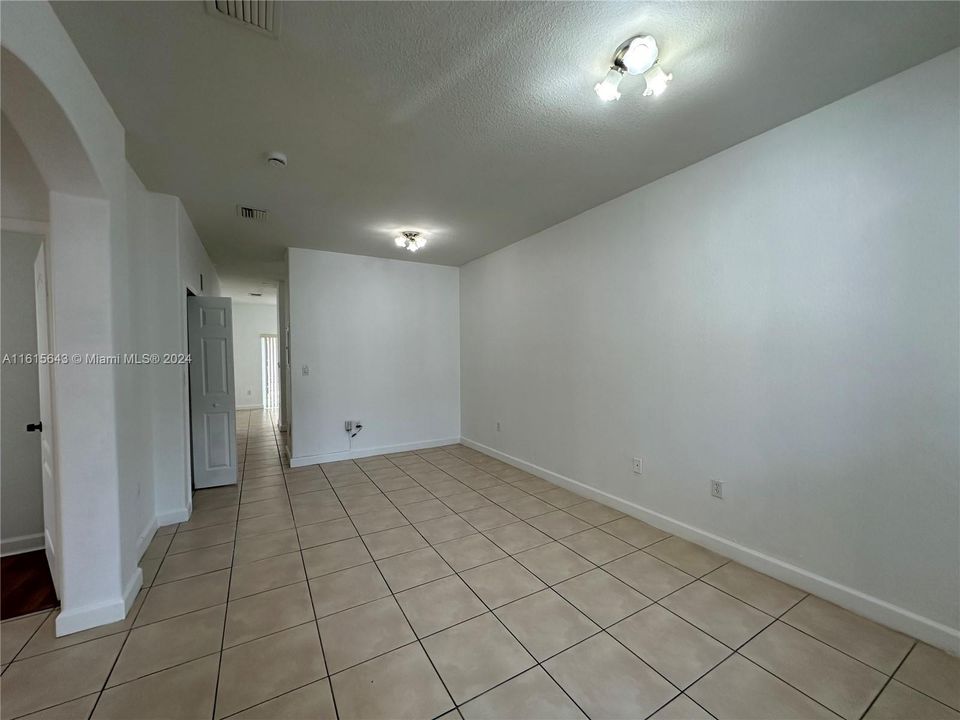 For Rent: $2,200 (3 beds, 2 baths, 1166 Square Feet)