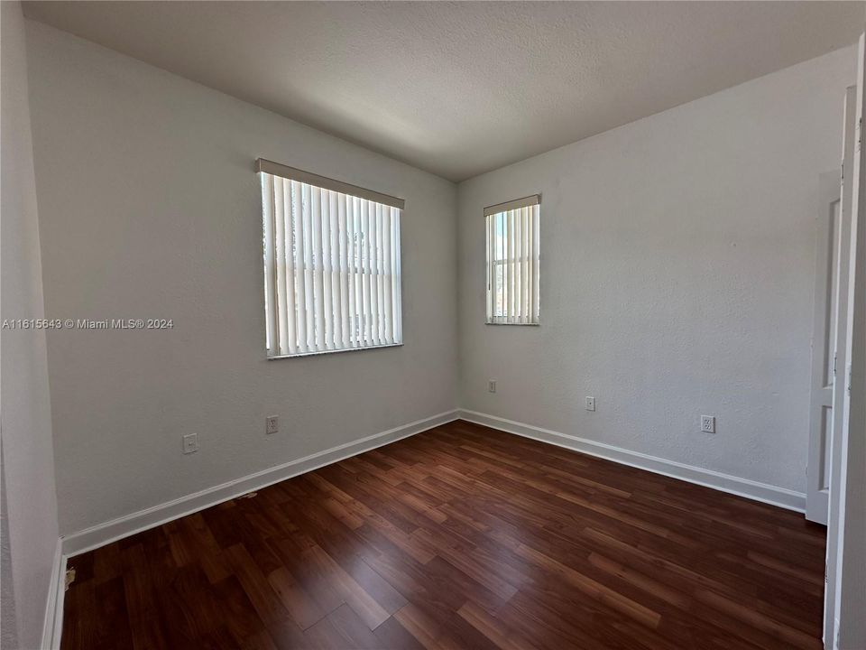 For Rent: $2,200 (3 beds, 2 baths, 1166 Square Feet)