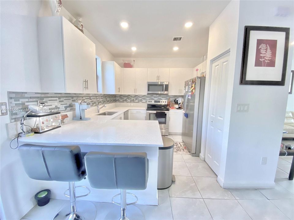 For Sale: $469,900 (3 beds, 2 baths, 1442 Square Feet)