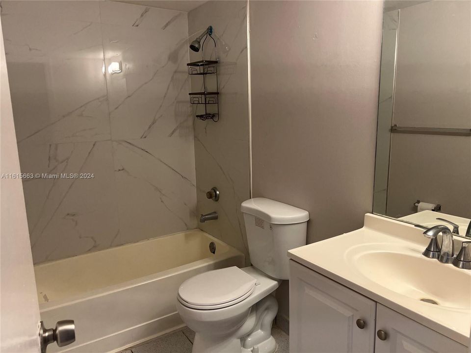 For Rent: $2,500 (2 beds, 2 baths, 859 Square Feet)