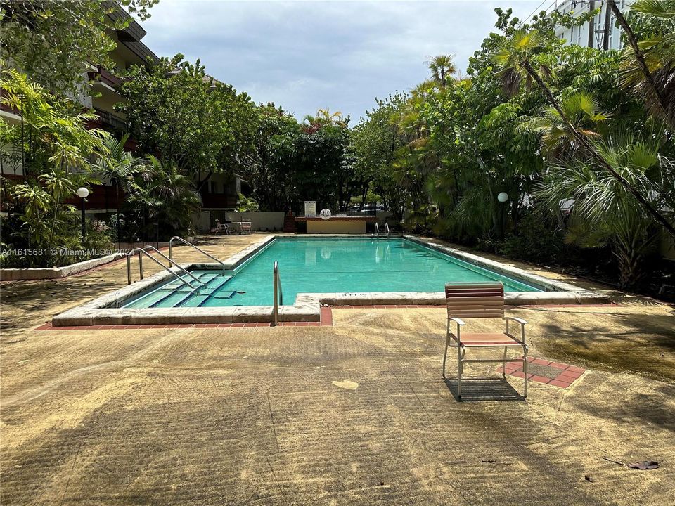 Pool/Patio