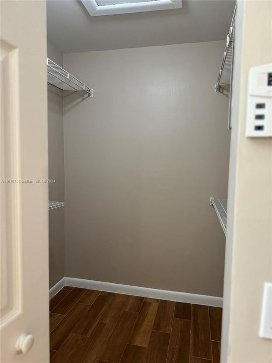 For Rent: $4,000 (3 beds, 2 baths, 1611 Square Feet)