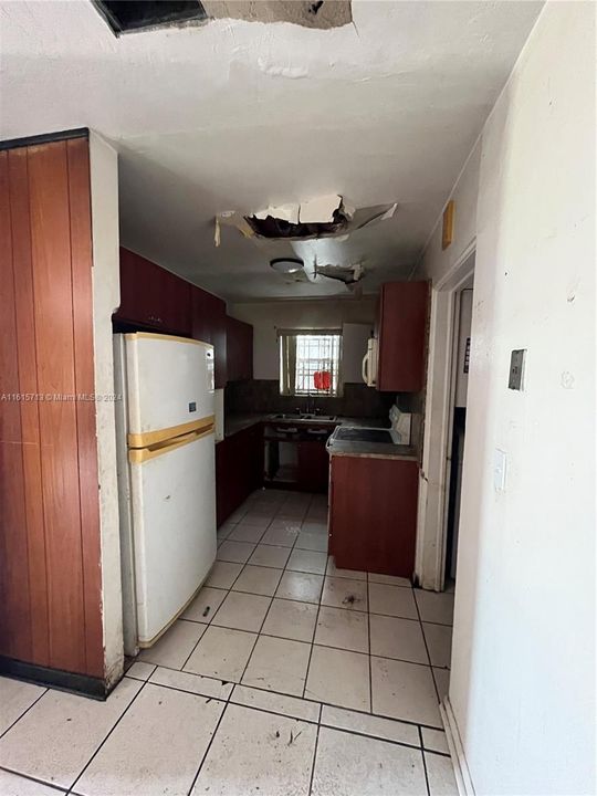 En Venta: $565,000 (4 camas, 2 baños, 1794 Pies cuadrados)