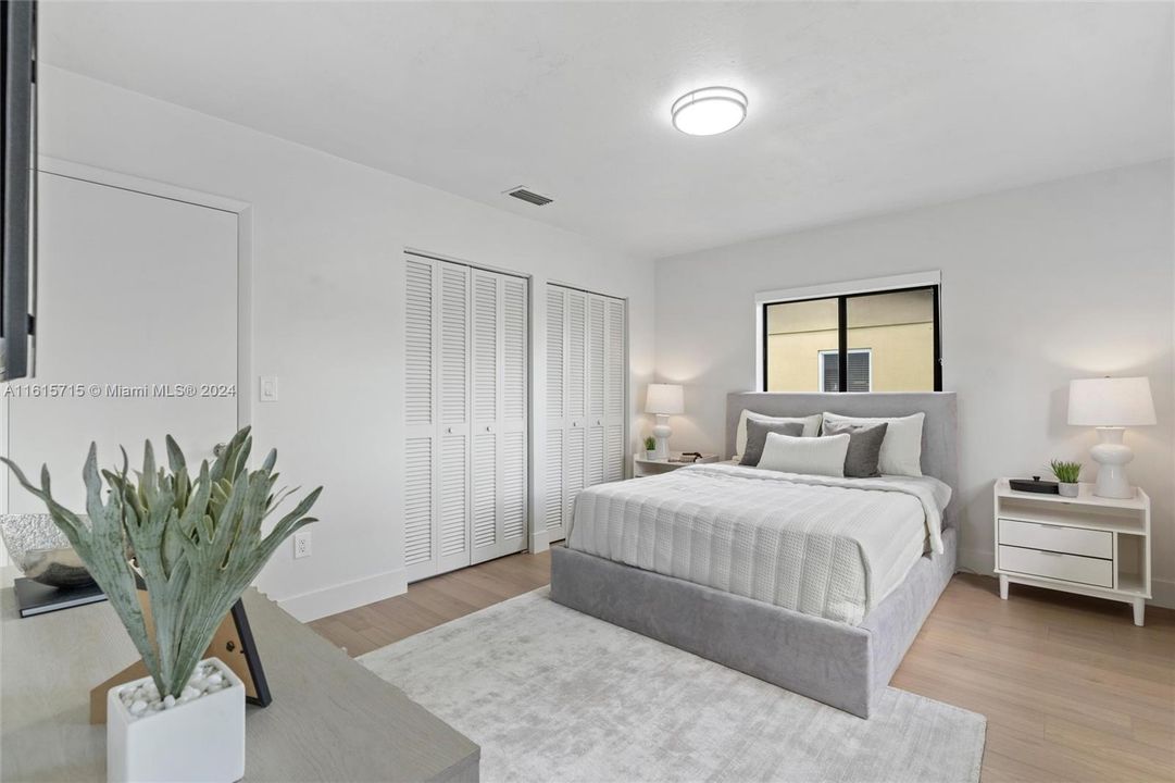 Active With Contract: $695,000 (3 beds, 2 baths, 1296 Square Feet)
