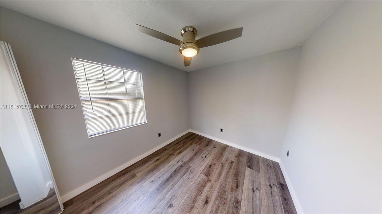 For Rent: $2,900 (3 beds, 1 baths, 1034 Square Feet)