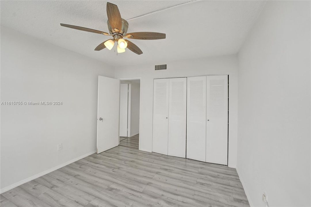 For Rent: $2,350 (2 beds, 2 baths, 1140 Square Feet)