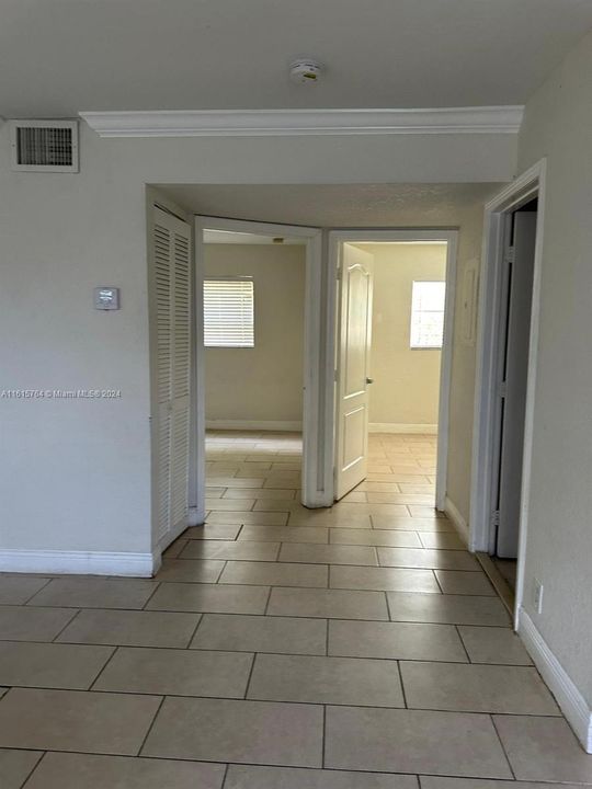 For Rent: $1,750 (2 beds, 1 baths, 680 Square Feet)