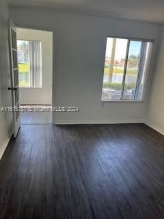 For Rent: $1,900 (1 beds, 1 baths, 743 Square Feet)