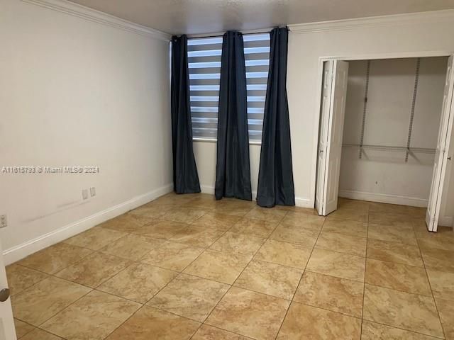 For Rent: $2,500 (2 beds, 1 baths, 1208 Square Feet)