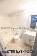 For Rent: $1,975 (2 beds, 2 baths, 825 Square Feet)