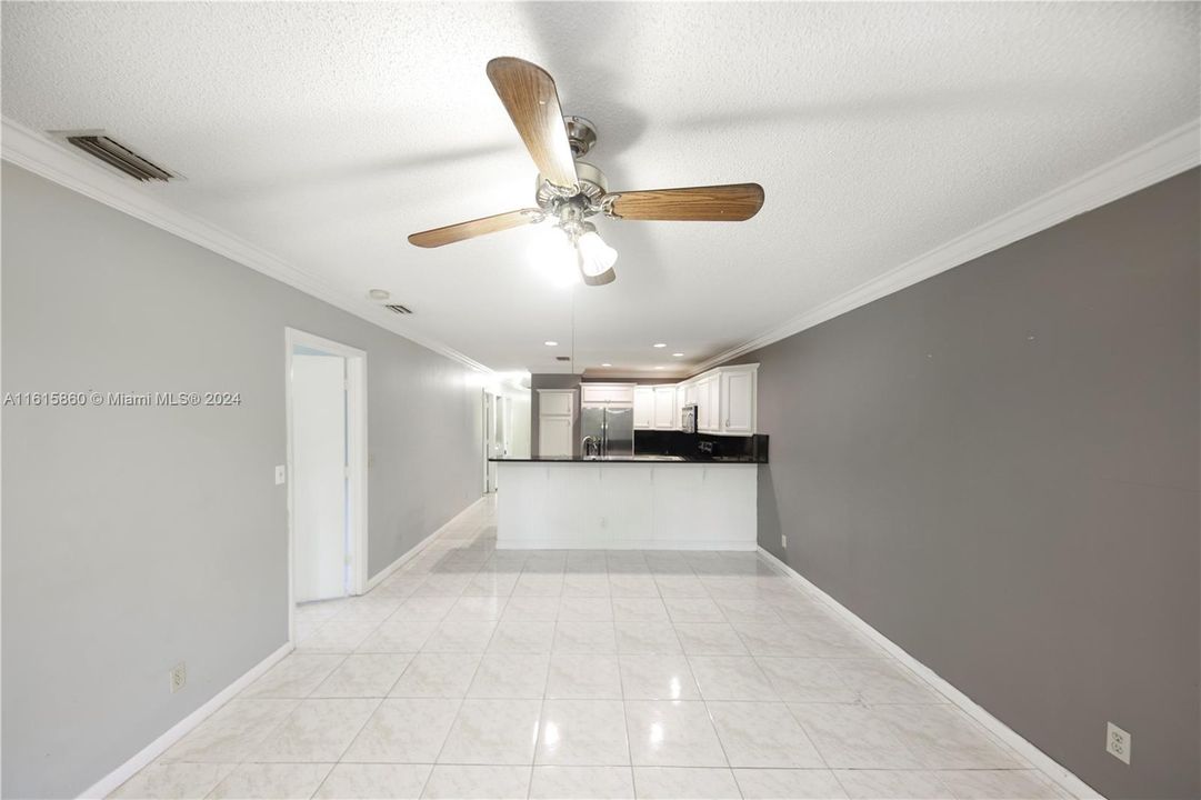 For Rent: $3,200 (3 beds, 2 baths, 1298 Square Feet)