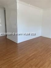 For Rent: $1,500 (1 beds, 1 baths, 653 Square Feet)