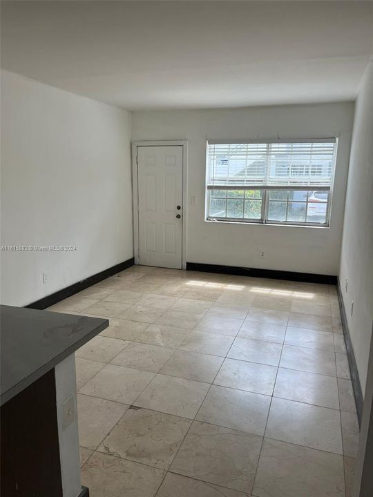 For Rent: $1,985 (1 beds, 1 baths, 545 Square Feet)