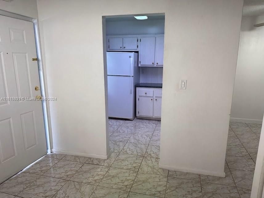 For Rent: $1,850 (1 beds, 1 baths, 676 Square Feet)