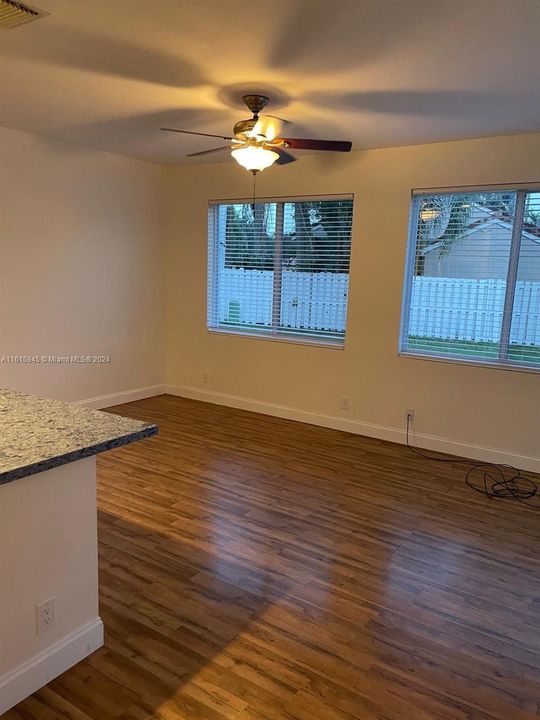 For Rent: $5,200 (4 beds, 2 baths, 2133 Square Feet)