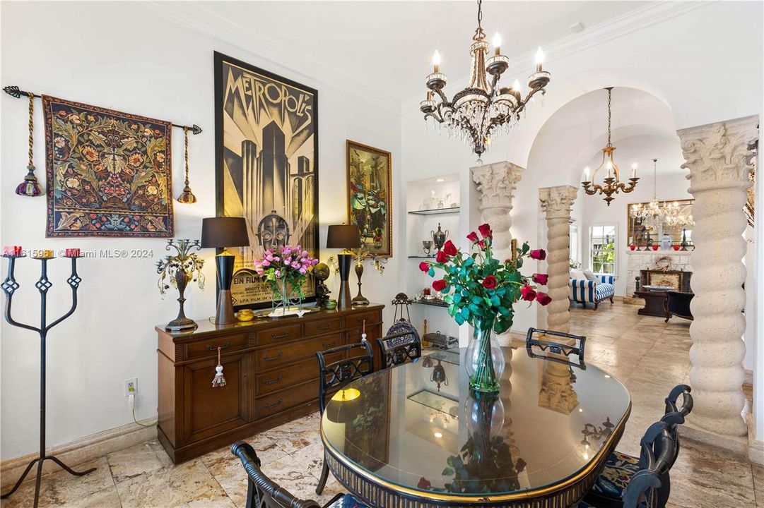 En Venta: $2,698,000 (4 camas, 3 baños, 3667 Pies cuadrados)