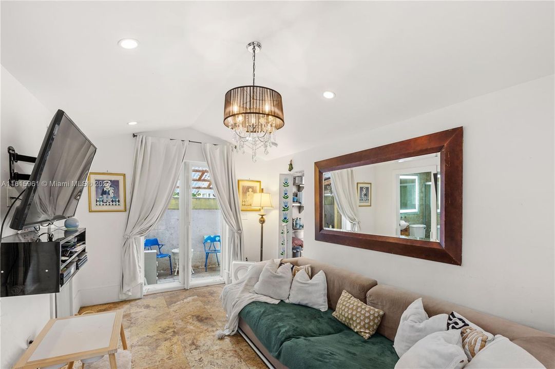 For Sale: $2,698,000 (4 beds, 3 baths, 3667 Square Feet)