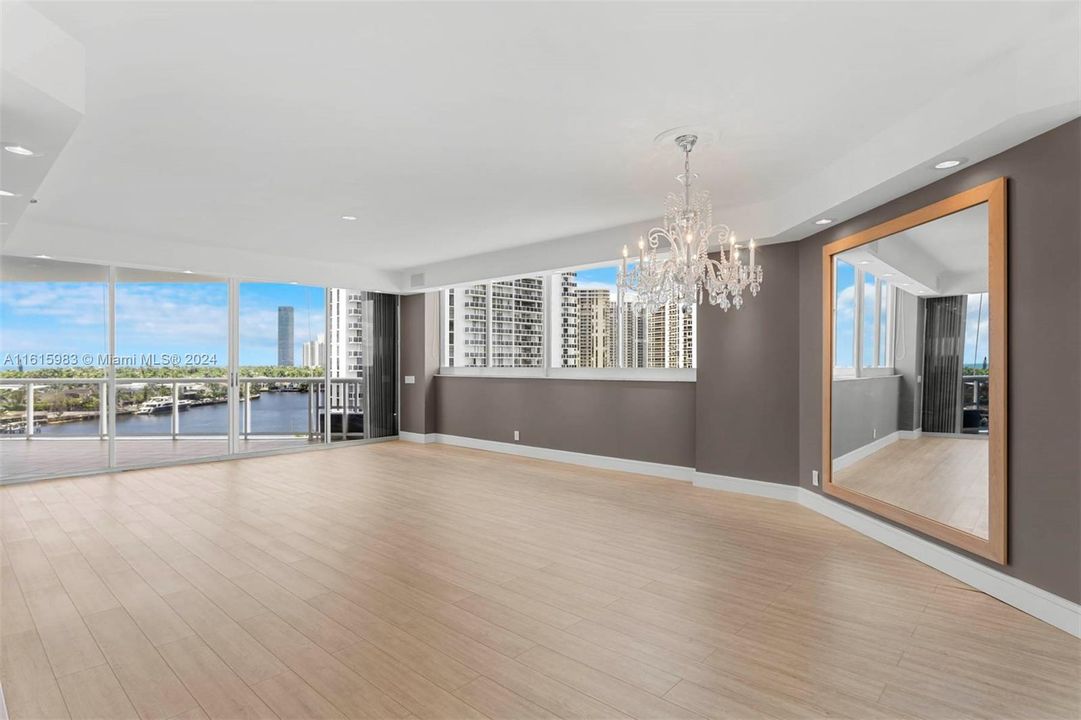 For Sale: $895,000 (2 beds, 2 baths, 2240 Square Feet)
