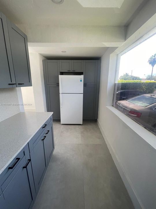 For Rent: $2,400 (2 beds, 2 baths, 1685 Square Feet)