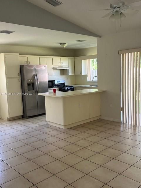 Open Kitchen with Family Room