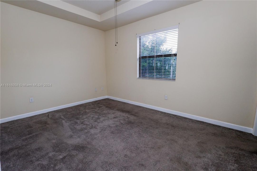 For Rent: $2,900 (3 beds, 2 baths, 1432 Square Feet)