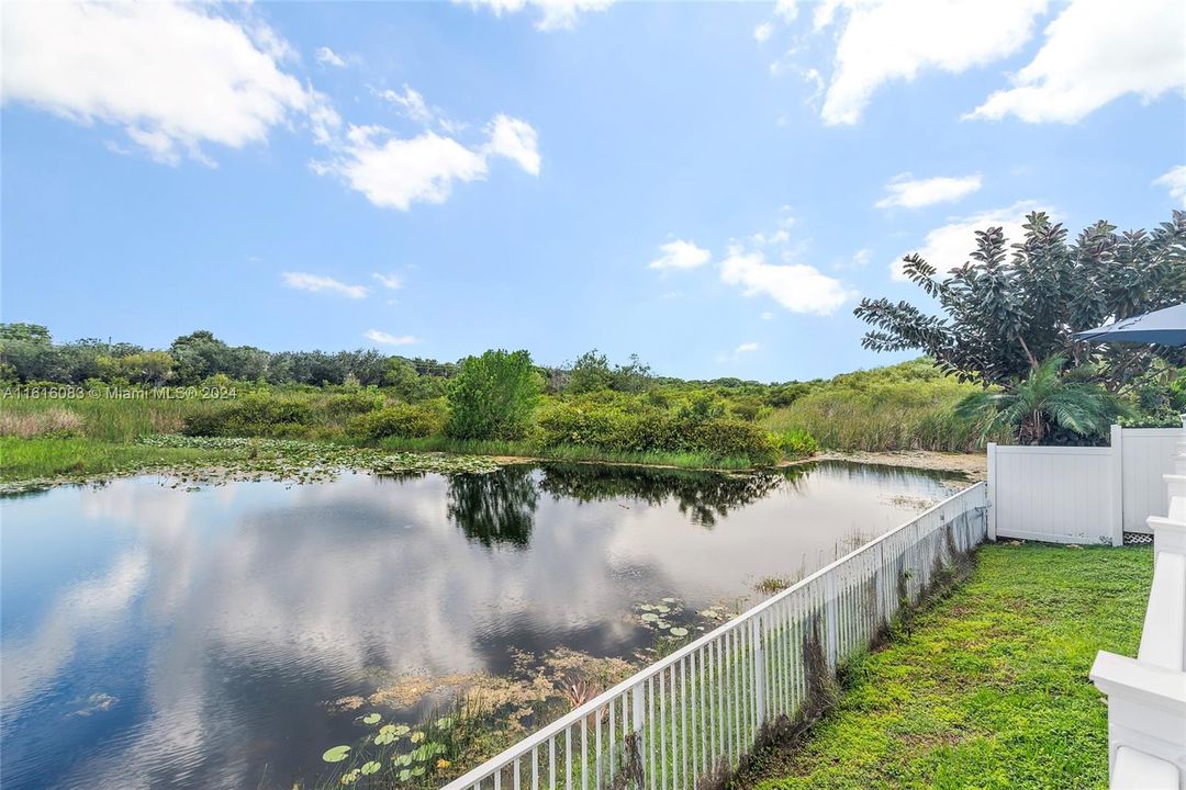 For Sale: $709,000 (3 beds, 2 baths, 1858 Square Feet)