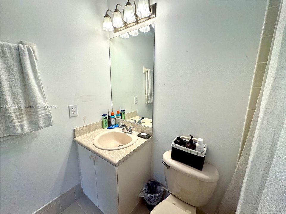 For Sale: $360,000 (2 beds, 2 baths, 1205 Square Feet)