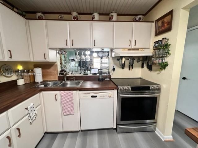 For Sale: $338,900 (2 beds, 1 baths, 1224 Square Feet)