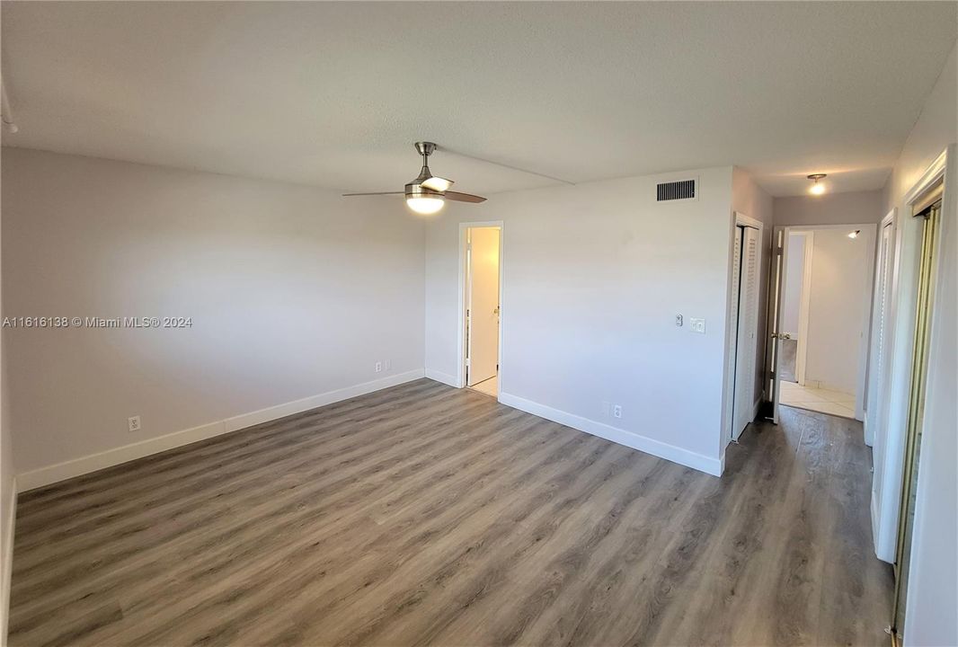 For Rent: $2,150 (2 beds, 2 baths, 1092 Square Feet)