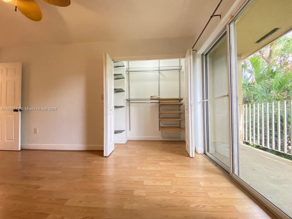 Master suite 1 closet and balcony