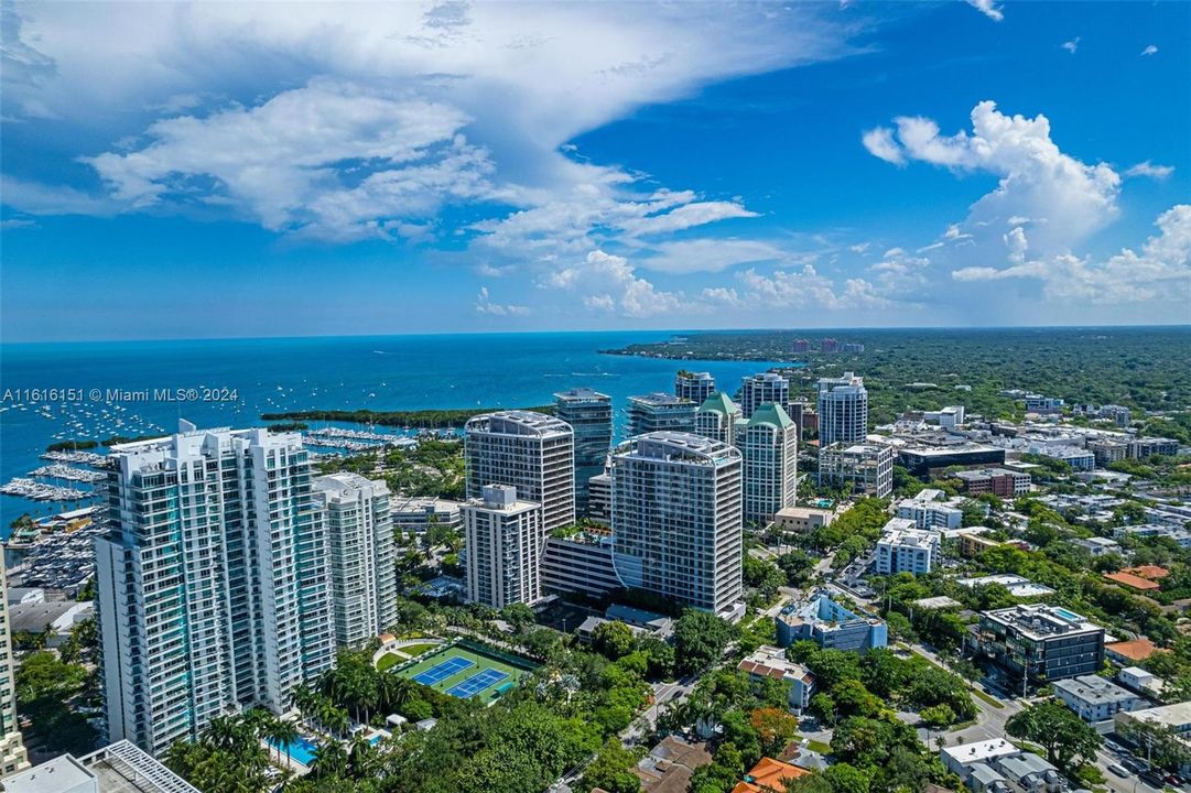 For Sale: $2,225,000 (2 beds, 2 baths, 1310 Square Feet)