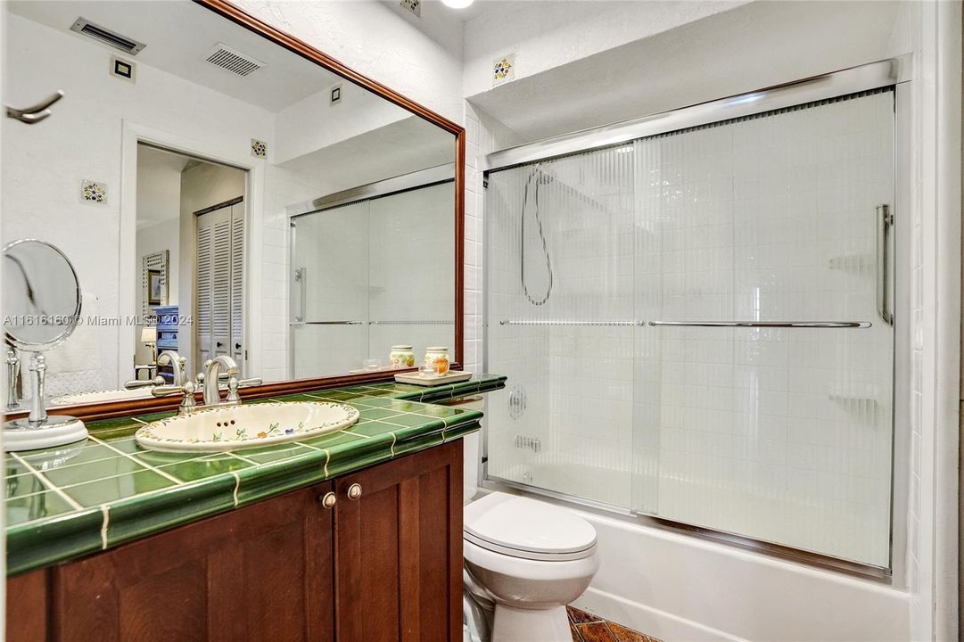 待售: $699,000 (3 贝兹, 2 浴室, 1547 平方英尺)