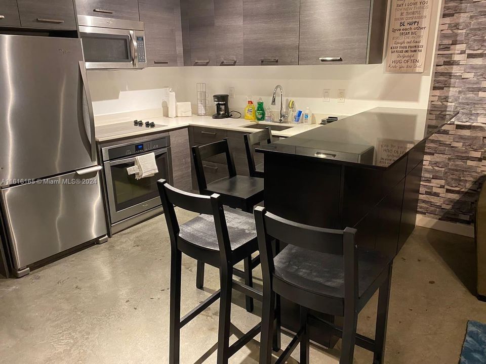 For Rent: $2,600 (1 beds, 1 baths, 533 Square Feet)