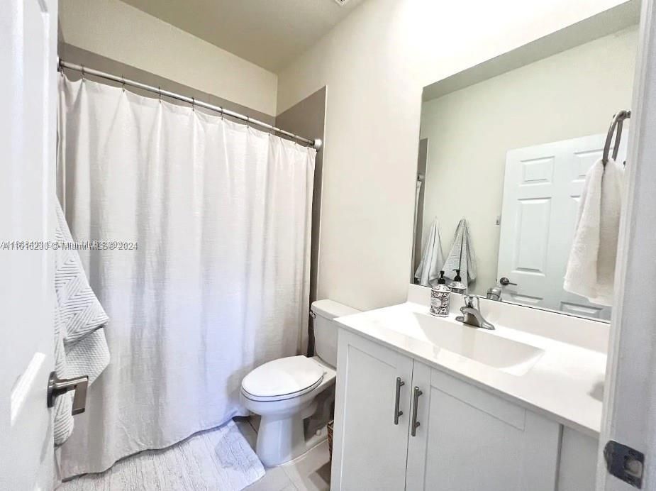 For Rent: $3,000 (3 beds, 2 baths, 1540 Square Feet)