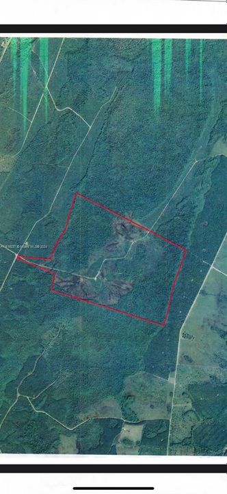 En Venta: $6,896,000 (358.22 acres)