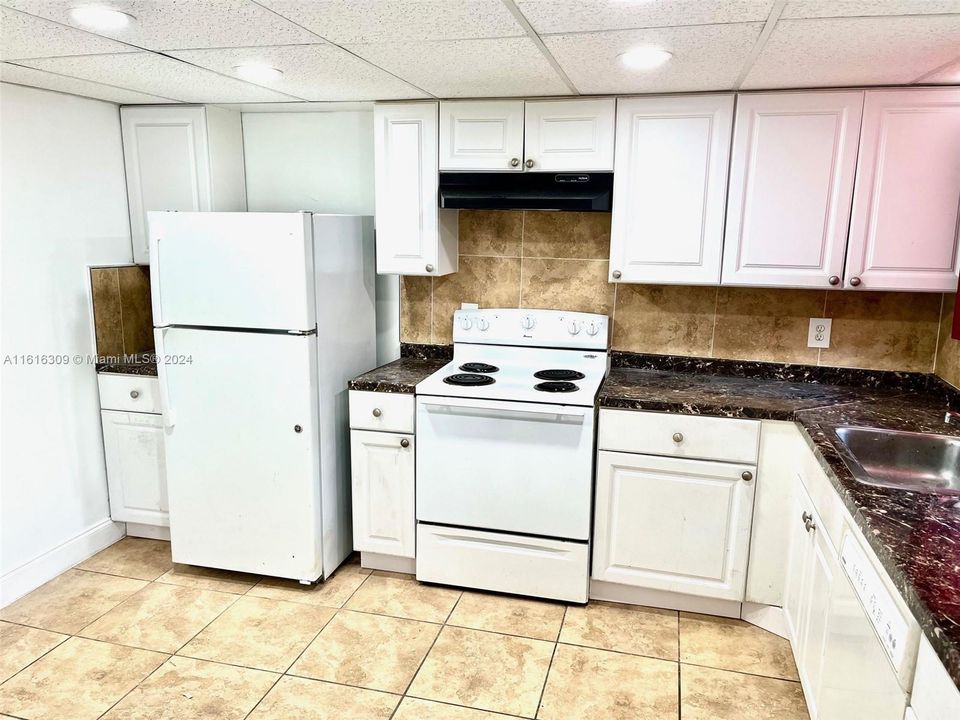 For Sale: $234,900 (3 beds, 2 baths, 1440 Square Feet)